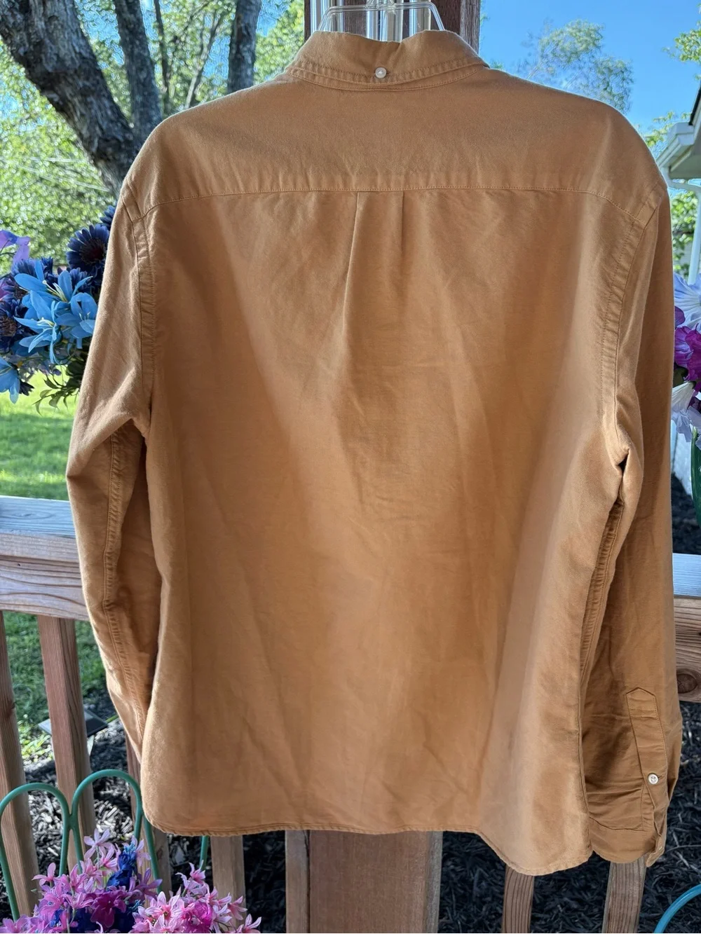 Men’s J. Crew Golden Tan Cotton Long Sleeve Button Down Shirt Size Large Slim